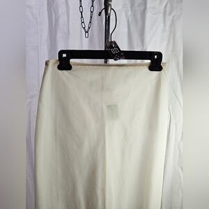 021 Snip-It Nylon Vtg Slip Skirt